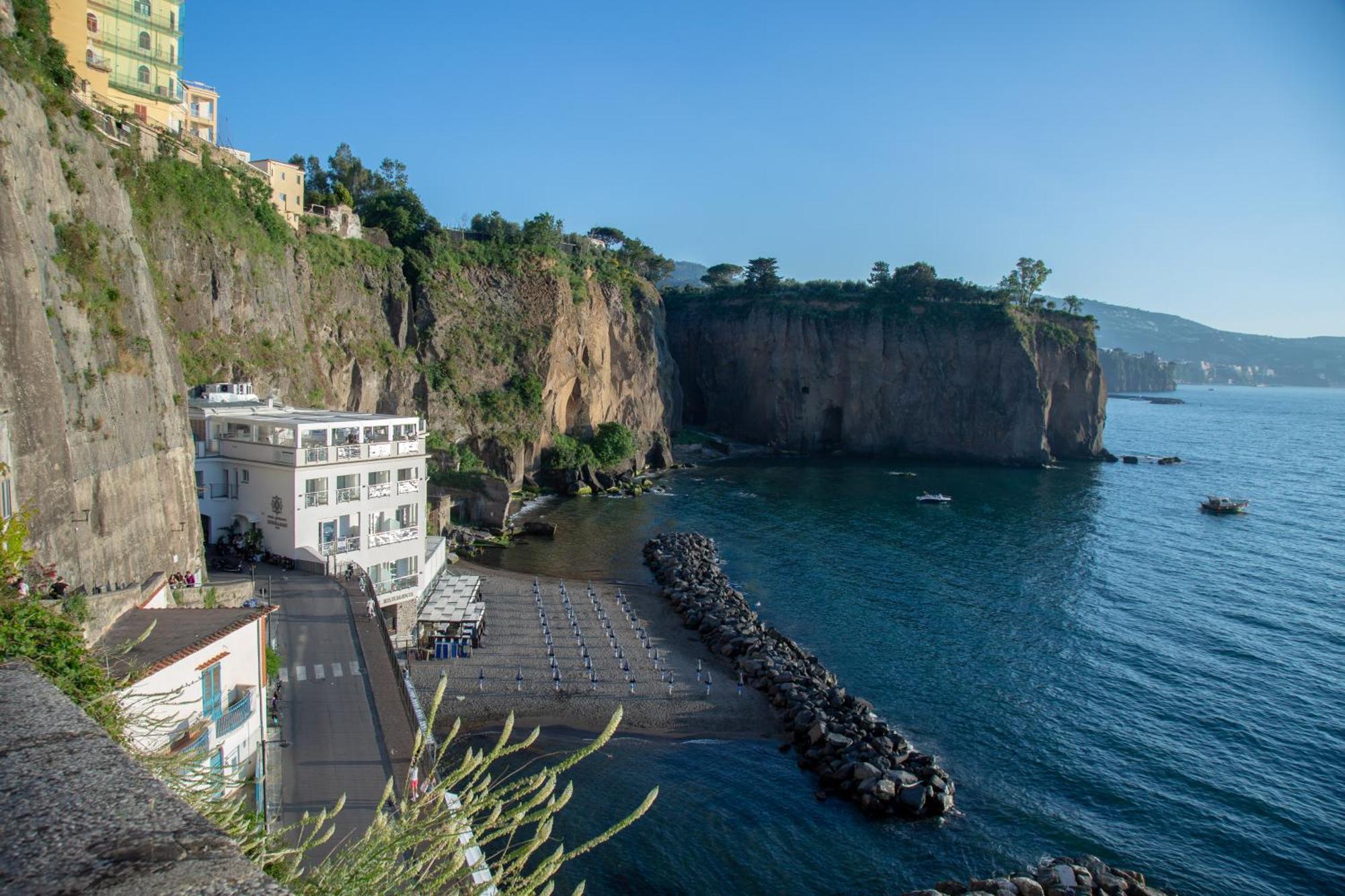 Hotel Giosue' A Mare Sorrento Meta Exteriér fotografie